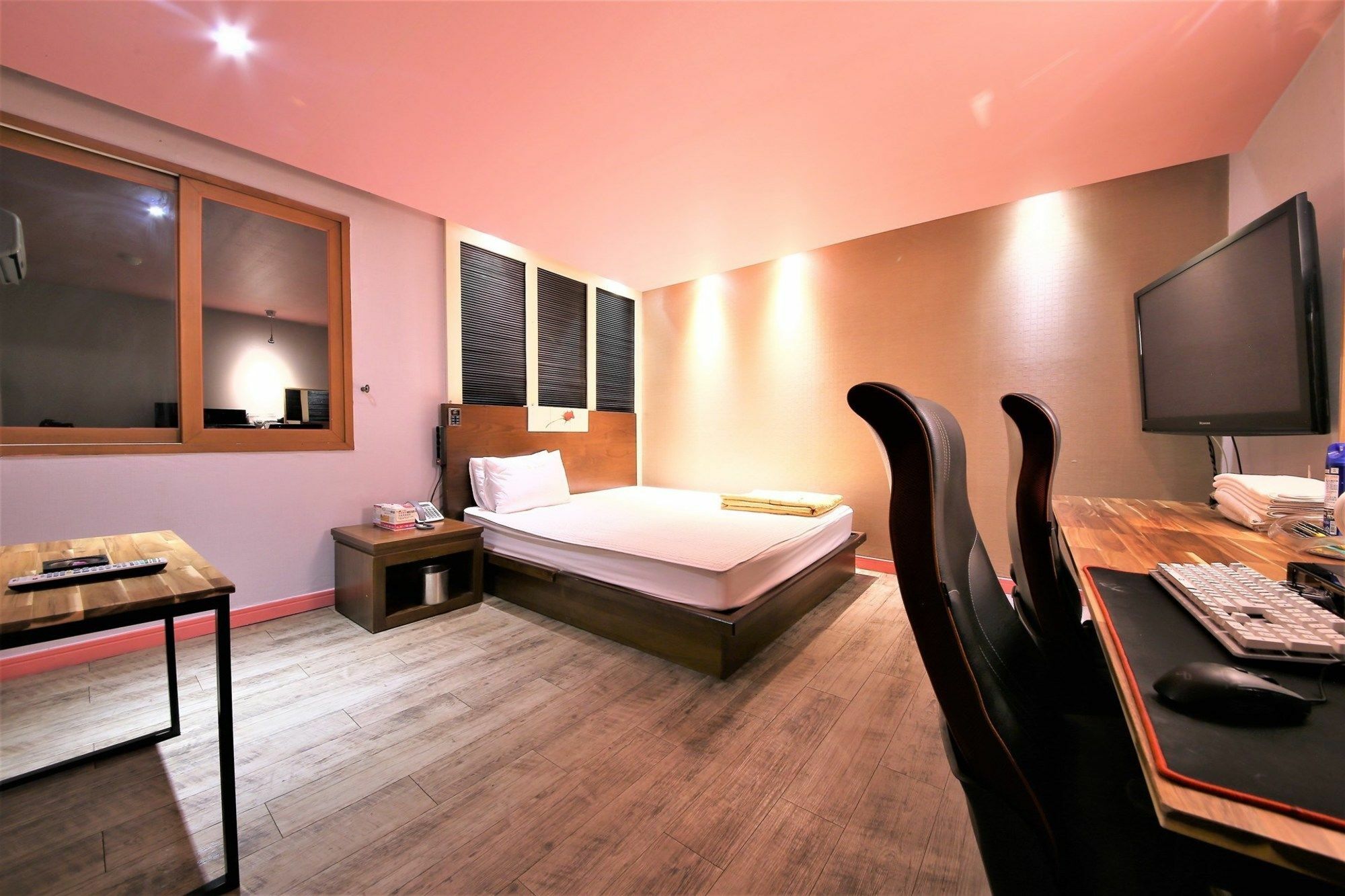 Sasang J Motel Luaran gambar